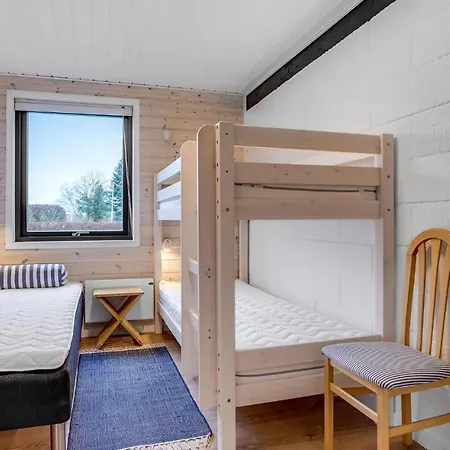 Stunning In With 3 Bedrooms And Wifi Сasa de vacaciones Egernsund